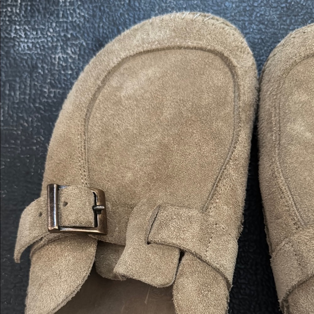 Tan Suede Slip-On Sandals Re/Done 70’s Moccasins Slides - Picture 4 of 4